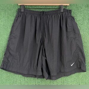 VTG 90’s Nike Embroidered Swoosh Black Unlined Windbreaker Shorts Men’s SZ Large